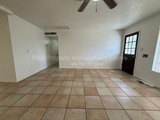 Foto del edificio - 3926 W Bethany Home Rd