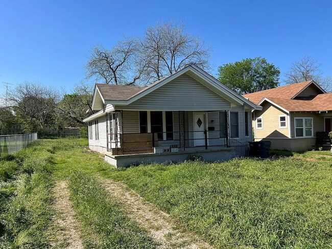 Building Photo - 2111 Gorman Ave