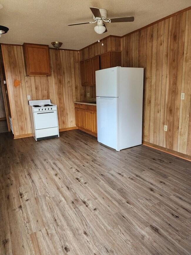 Foto del edificio - 1/1 Apartment for Lease at Unit D, 1102 Bo...