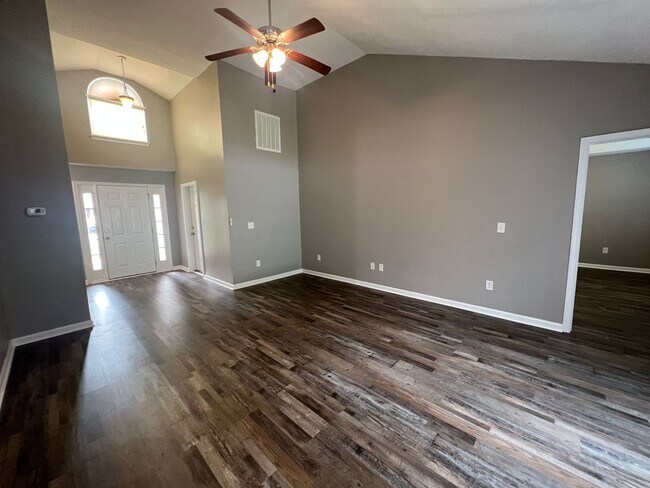 Building Photo - Conway - 3 Bedroom / 2 Bathroom House - Ap...