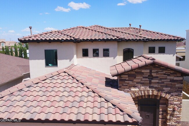 Foto del edificio - 12821 Little Misty Ln