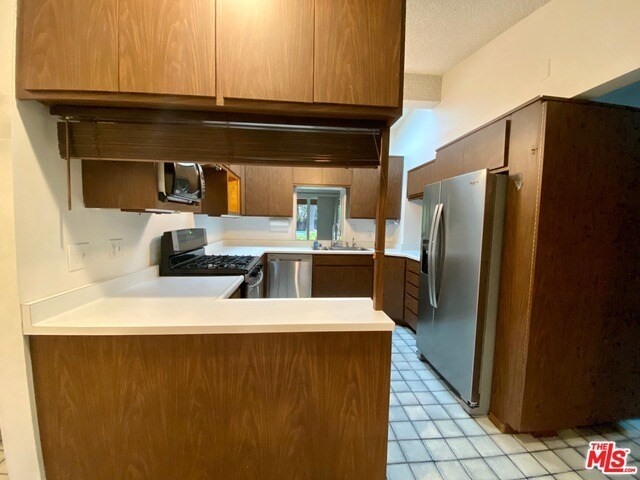 Foto del edificio - 5344 Oak Park Ave
