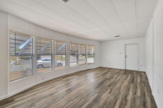Building Photo - 4072 74th St N