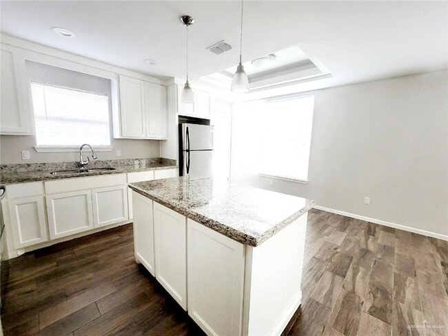 Building Photo - 2211 Taxco Ct