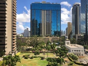 Building Photo - 1255 Nuuanu Ave