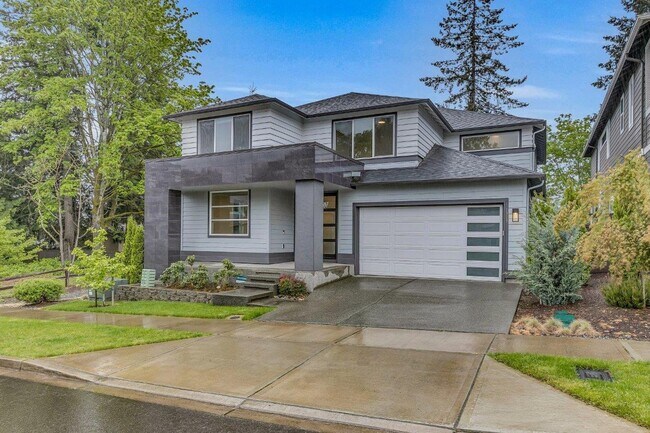 Building Photo - Large luxurious 5 bedroom Home in Renton