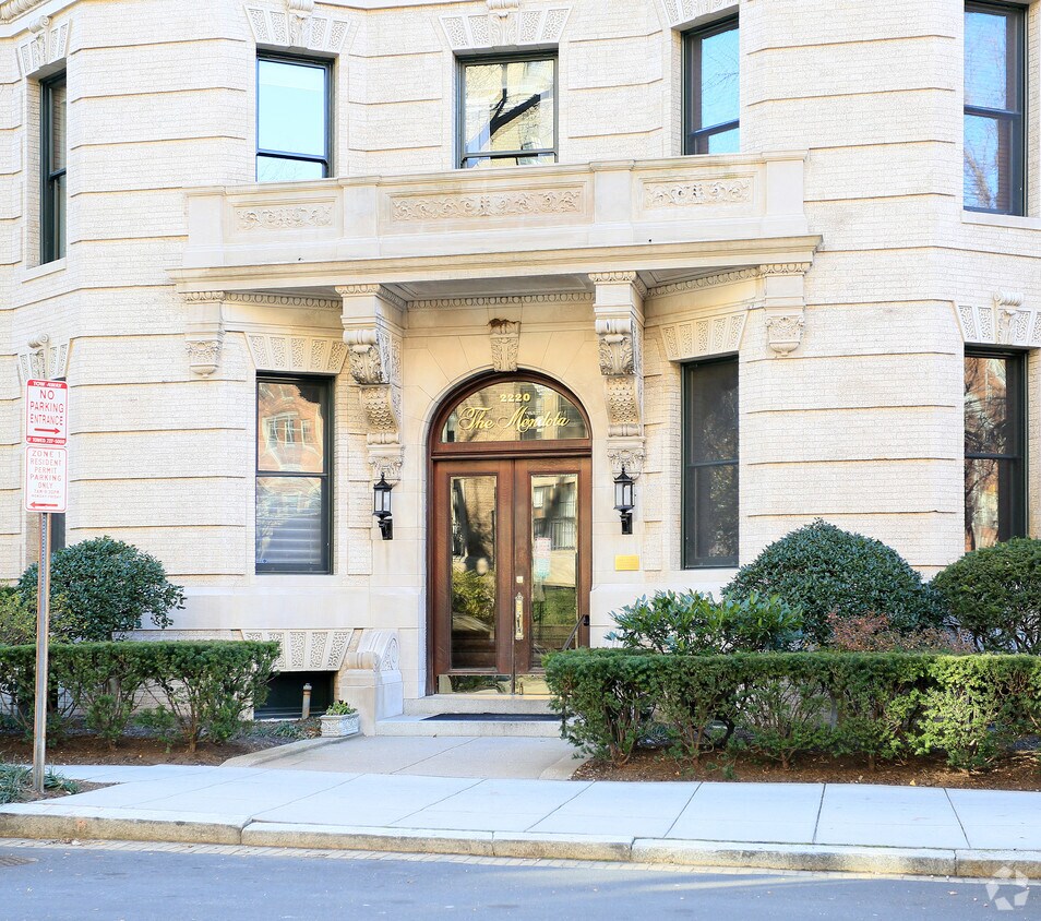 The Mendota Apartments in Washington, DC