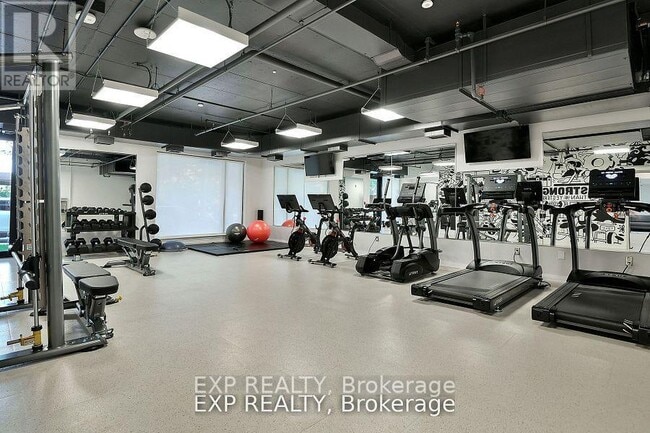 Photo du bâtiment - 36 Robinson Ave