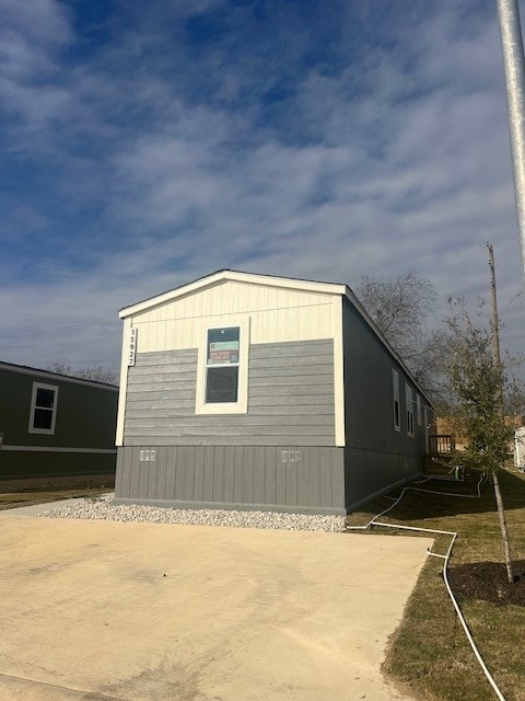 Photo - 15927 S Flores St House