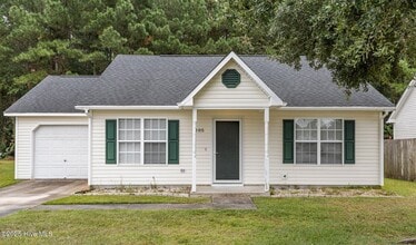 Building Photo - 105 Providence Dr