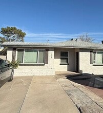 Building Photo - 1715 E Miles St