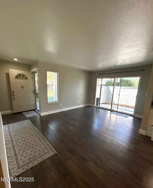 Building Photo - 2671 Sycamore Glen Dr