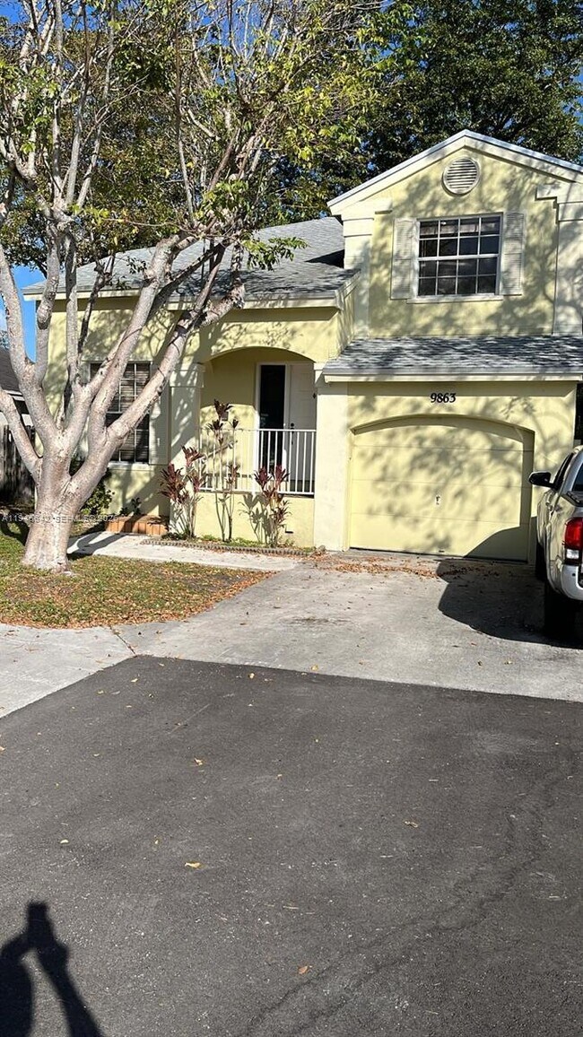 Foto del edificio - 9863 SW 117th Pl