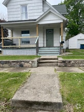 Building Photo - 206 S Superior St