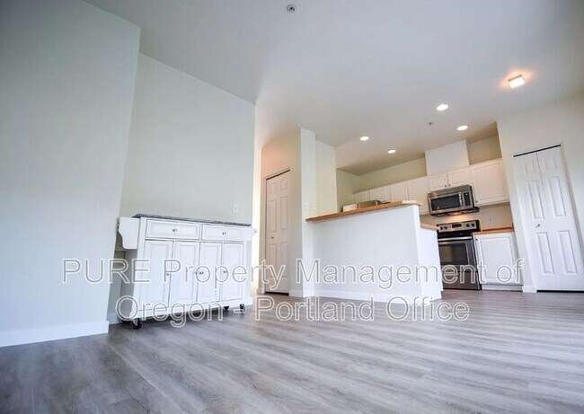 Building Photo - 16070 SW Audubon St