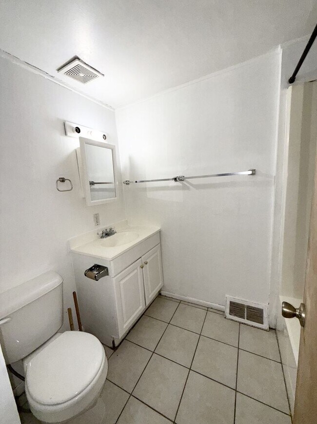 Foto del edificio - 1409-1409 1/2 18th Ave