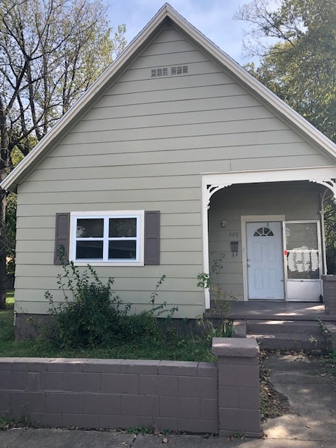 Building Photo - 302 Brown St