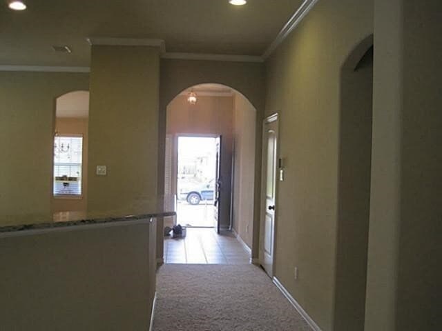 Building Photo - 5908 Valley Haven Way