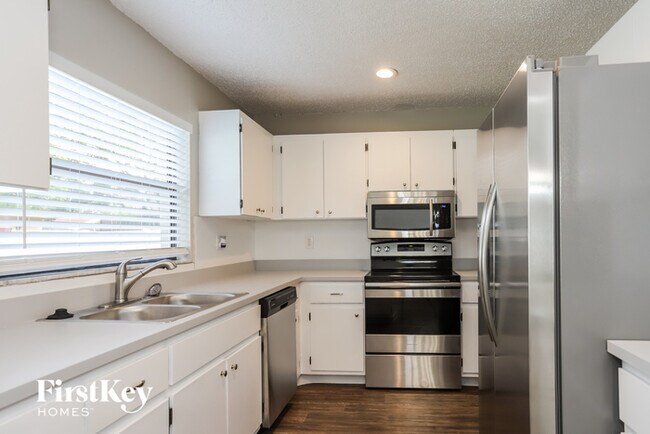 Foto del edificio - 12207 104th Ln