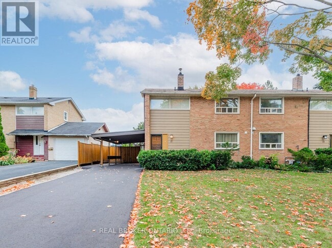 Building Photo - 17 Redwing Pl