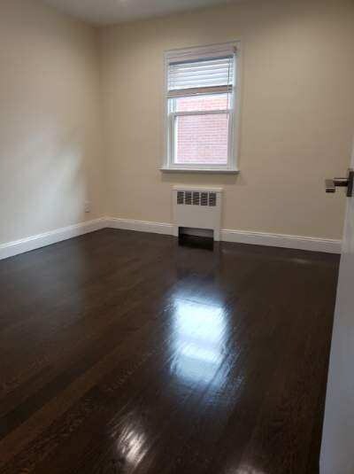 Building Photo - 250 Tibbetts Rd