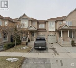 Building Photo - 3430 Hayhurst Crescent
