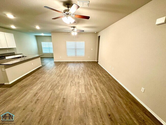 Foto del edificio - Welcome to this gorgeous 3-bedroom, 2-bath home in the heart of New Braunfels!