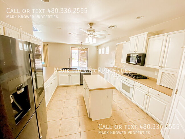 Foto del edificio - 3057 E Blue Ridge Pl