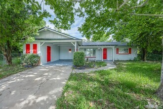 Building Photo - 1436 Tangerine Ct