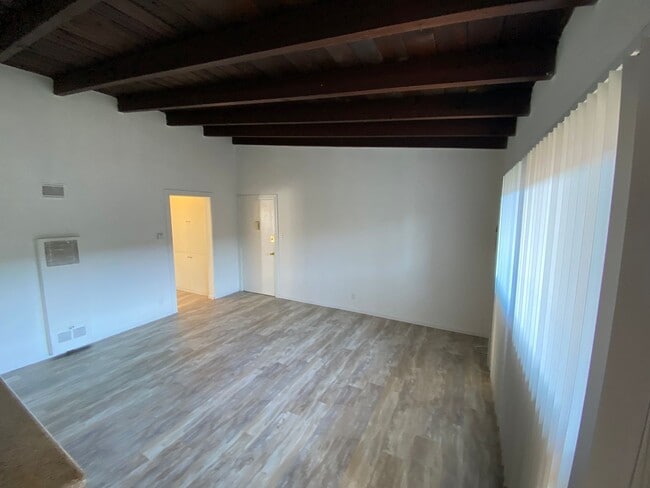 Foto del edificio - 3608 Keystone Av