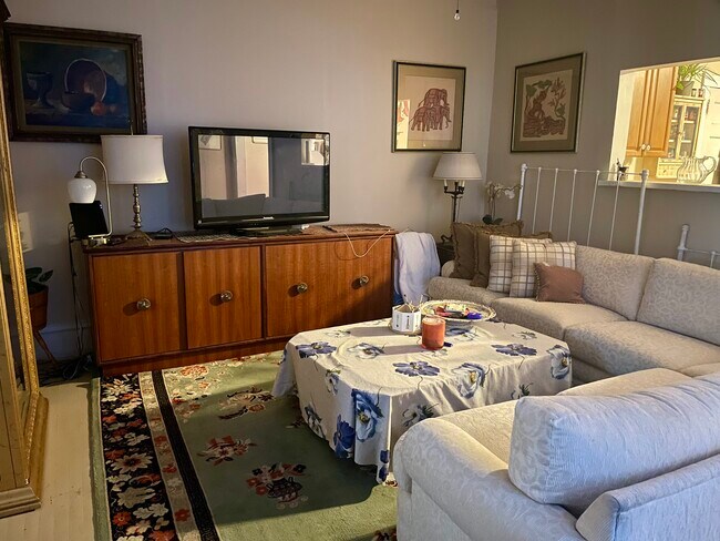 Foto del edificio - 5220 Webster St