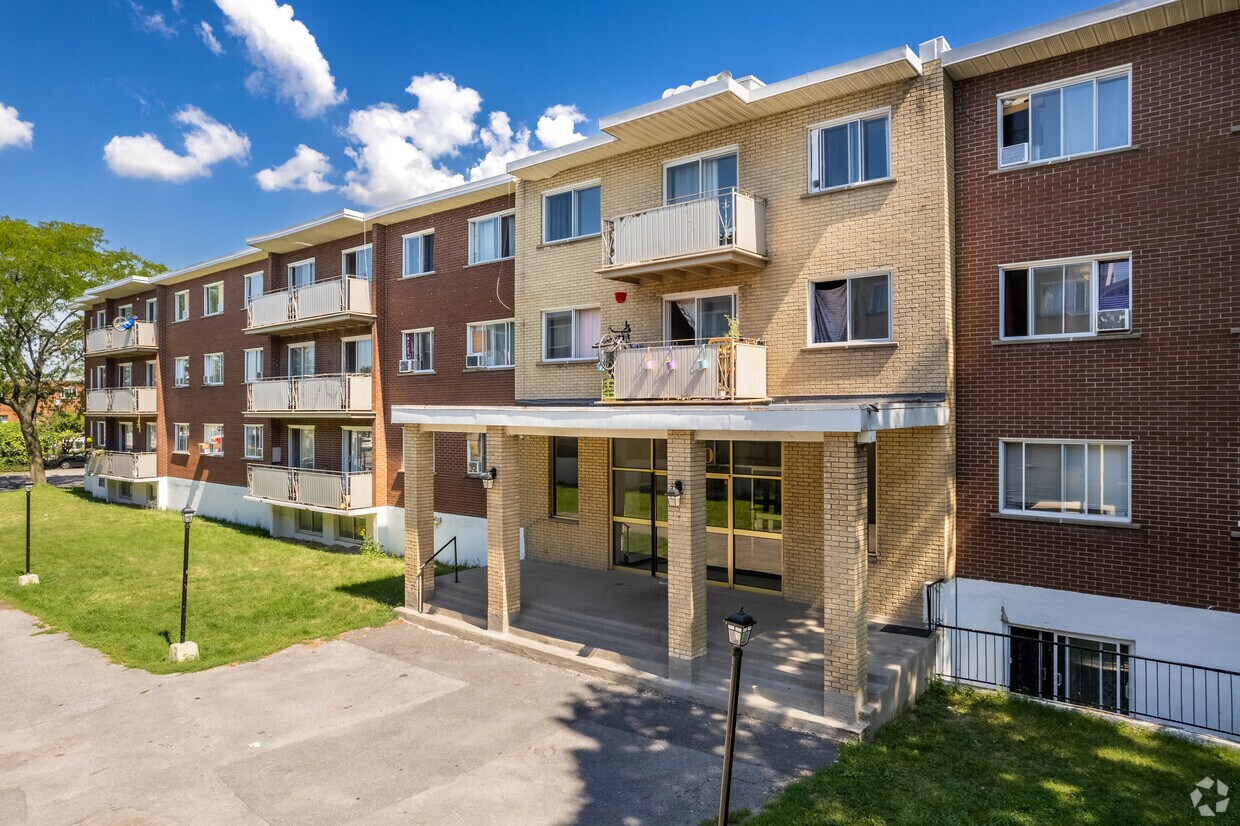 8530 JeanBrillon St, Lasalle, QC H8N 2J9 Apartments 8530 JeanBrillon St Lasalle, QC
