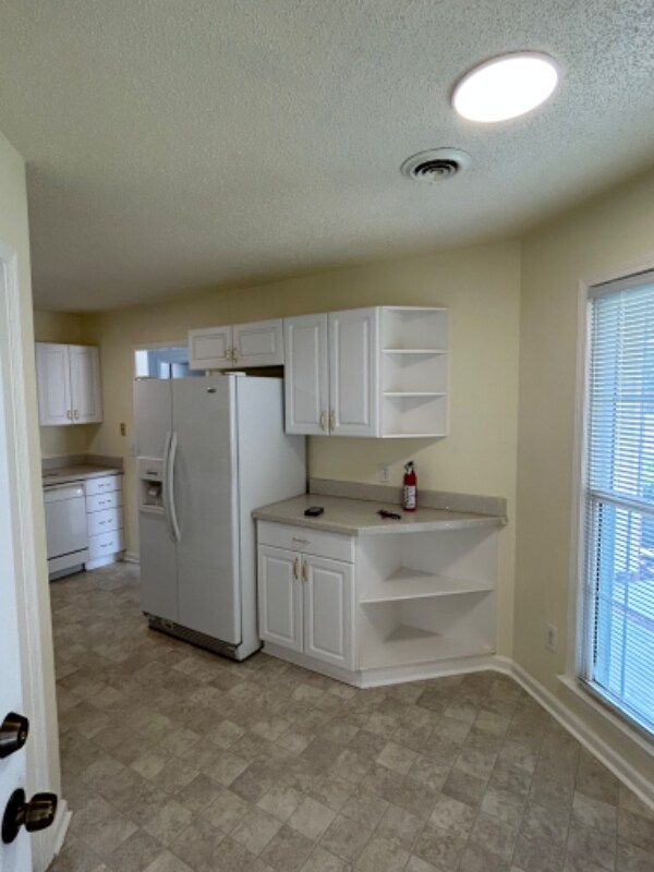 Building Photo - 3016 Weatherby Ct