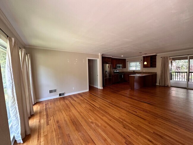 Foto del edificio - 3221 Foxhall Rd