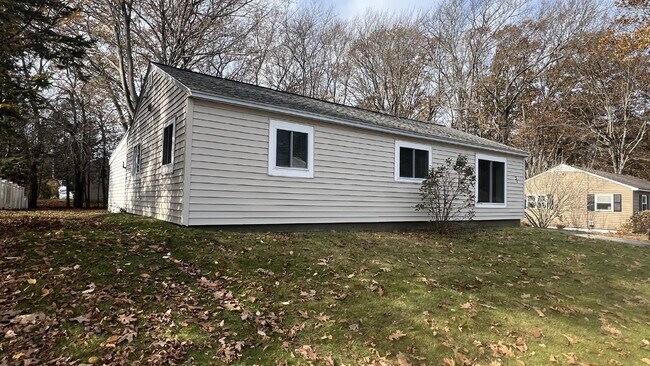 Building Photo - 33 Waterman Road Auburn, MA