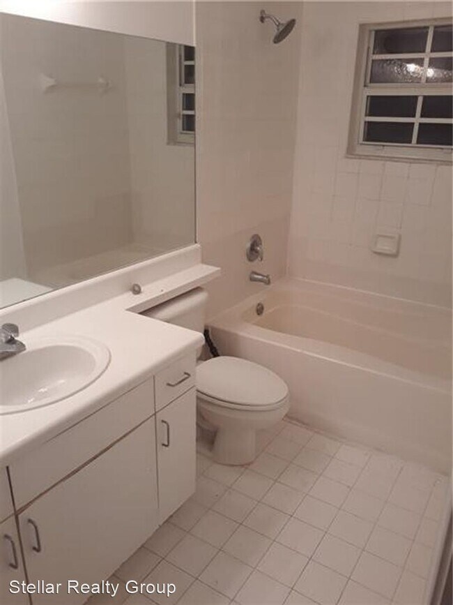 Building Photo - 1 br, 1 bath House - 4836 N State Road 7 5302