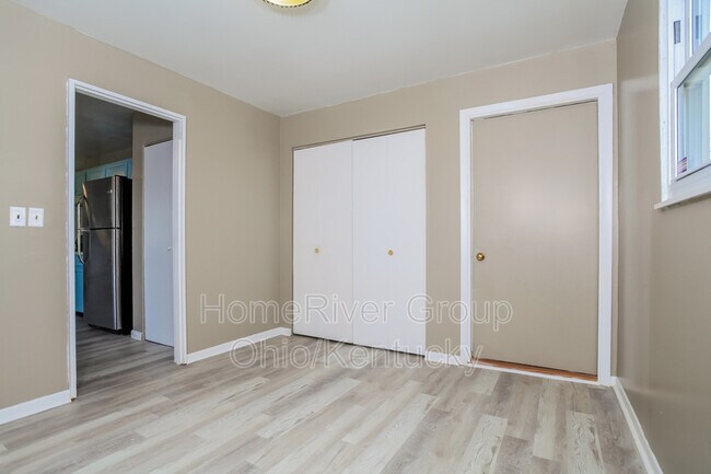 Foto del edificio - 10040 Sturgeon Ln