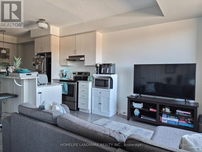 Building Photo - 2 Adam Sellers St