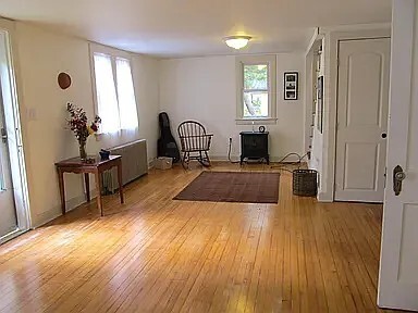 Foto del edificio - 387 Brooktondale Rd