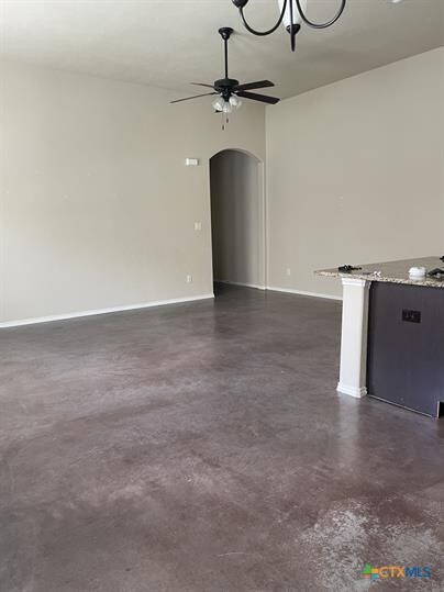 Building Photo - 601 Jack Rabbit Ln