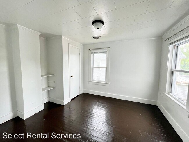 Building Photo - 3 br, 1.5 bath House - 704 W Colonial Avenue