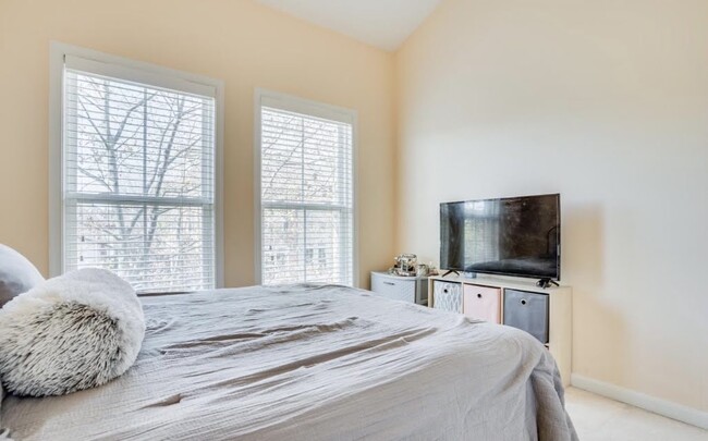 Bedroom - 5259 Colonel Johnson Ln