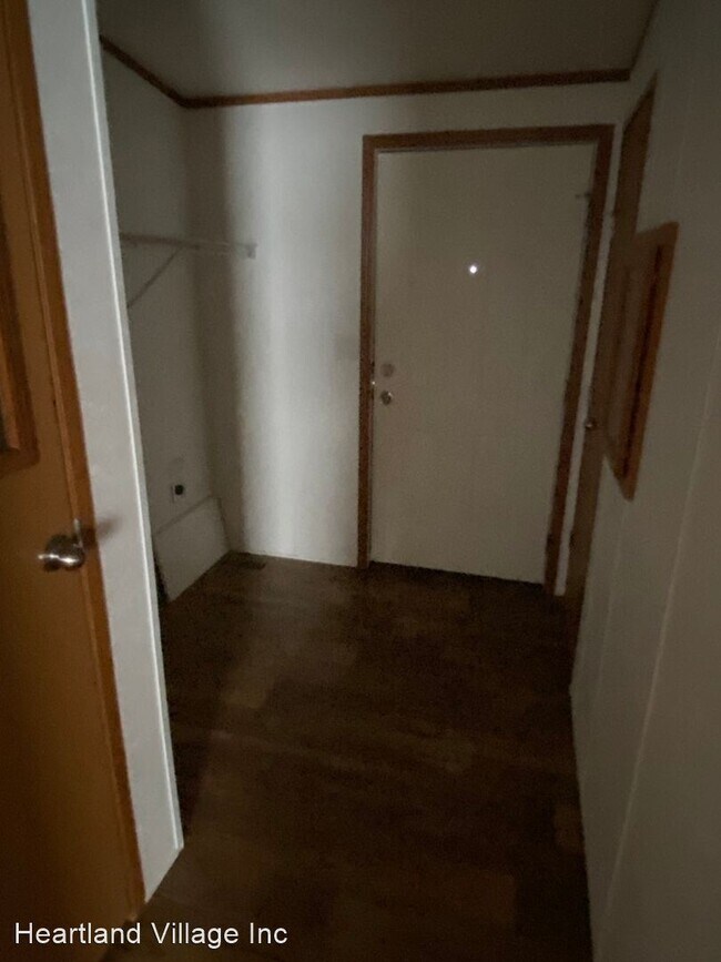 Building Photo - 3 br, 2 bath House - 250 G St