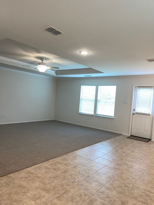 Building Photo - 138 Waxberry Dr