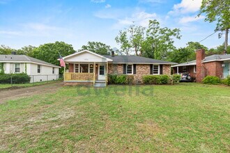 Building Photo - 1773 D Ave