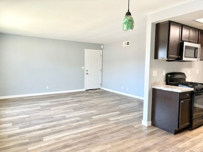 Foto del edificio - Terrace Ave Duplex - LT