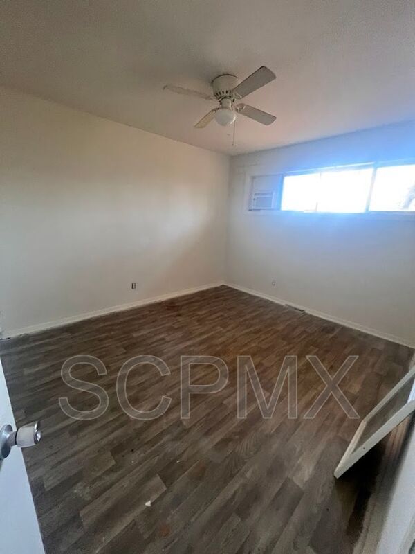 Photo - 532 Camrose Dr Apartment