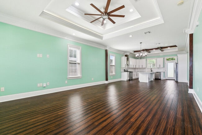 Building Photo - 90 E Claiborne Square