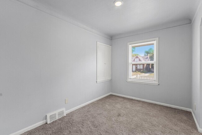 Foto del edificio - 15735 Cheyenne St