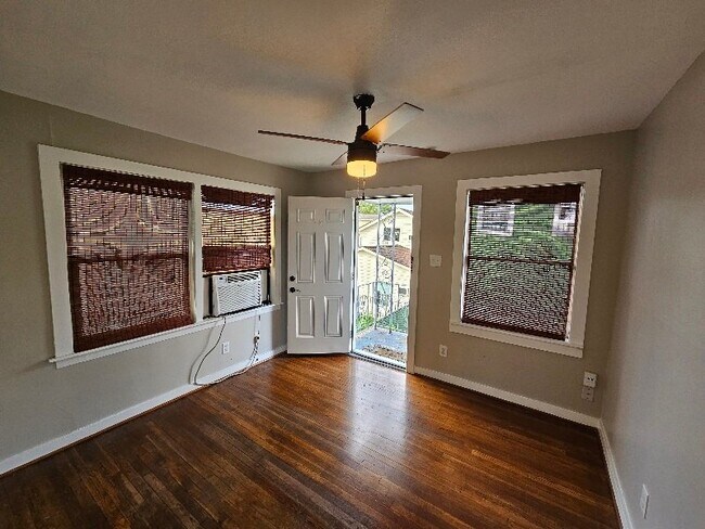 Foto del edificio - 1621 Wesley St